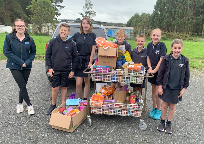 A huge thank you to Salford School Invercargill for generously collecting and donating treats, food, and toys for the animals at our SPCA Invercargill Centre. We truly appreciate your wonderful support!