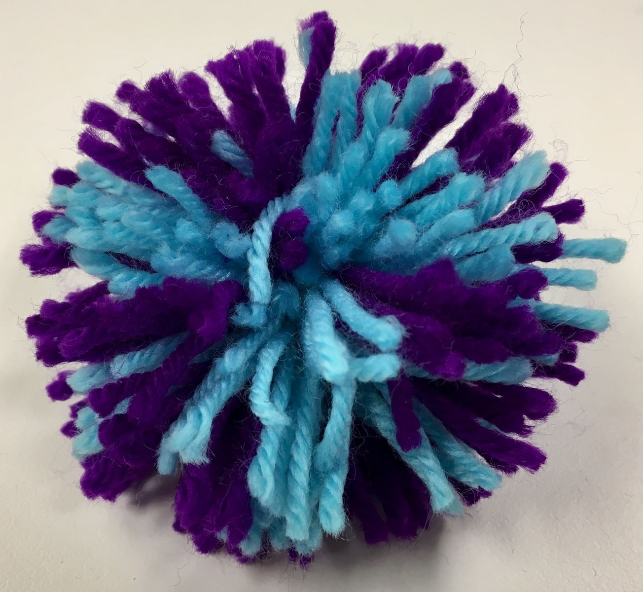 How to Make a Pom pom  Woolen Ball Making 